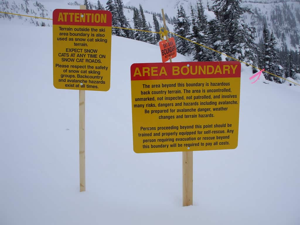 Signages promoting safe skiing and snowboarding practices, encouraging enthusiasts to prioritise slope safety.